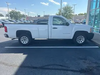Chevrolet Silverado 1500 2013 4x2 Work Truck Cabina Regular 2 pzas Caja Corta de 6.5 pies