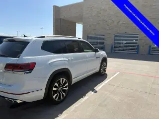 Volkswagen Atlas 2021 V6 SEL R-Line 4dr SUV (midyear release)