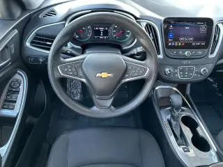 Chevrolet Malibu 2024 LT Sedán de 4 puertas con 1LT