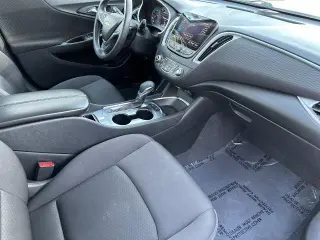 Chevrolet Malibu 2024 LT Sedán de 4 puertas con 1LT