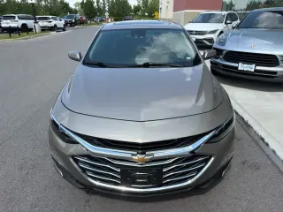 Chevrolet Malibu 2024 LT Sedán de 4 puertas con 1LT