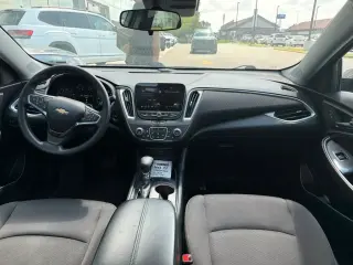 Chevrolet Malibu 2024 LT Sedán de 4 puertas con 1LT