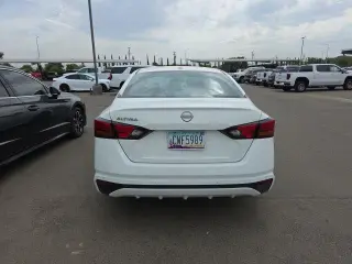 Nissan Altima 2025 2.5 SV Sedán de 4 puertas