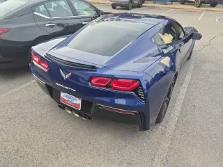 Chevrolet Corvette 2017 Stingray 2dr Coupe w/1LT