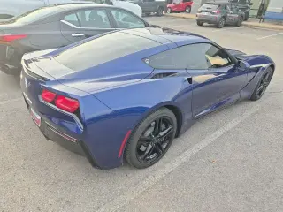 Chevrolet Corvette 2017 Stingray 2dr Coupe w/1LT