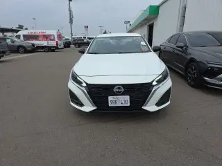 Nissan Altima 2025 2.5 SV Sedán de 4 puertas