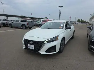 Nissan Altima 2025 2.5 SV Sedán de 4 puertas