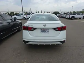 Nissan Altima 2025 2.5 SV Sedán de 4 puertas