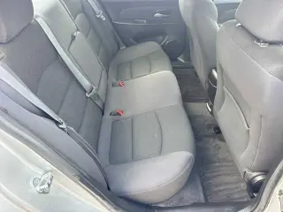 Chevrolet Cruze Limited 2016 1LT Automático Sedán 4 puertas con 1SD