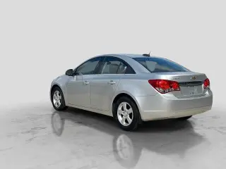Chevrolet Cruze Limited 2016 1LT Automático Sedán 4 puertas con 1SD