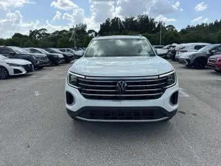 Volkswagen Atlas 2024 SE 4 puertas SUV con tecnología