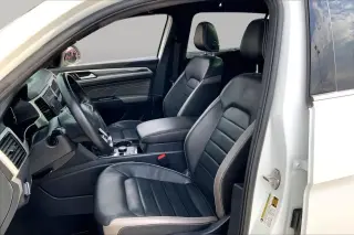 Volkswagen Atlas Cross Sport 2023 AWD V6 SEL Premium R-Line 4Motion SUV de 4 puertas