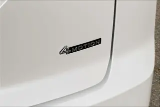 Volkswagen Atlas Cross Sport 2023 AWD V6 SEL Premium R-Line 4Motion SUV de 4 puertas