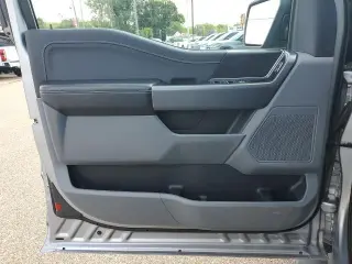 Ford F-150 2025 4x4 XLT 4 puertas SuperCab caja de 6.5 pies