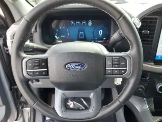 Ford F-150 2025 4x4 XLT 4 puertas SuperCab caja de 6.5 pies