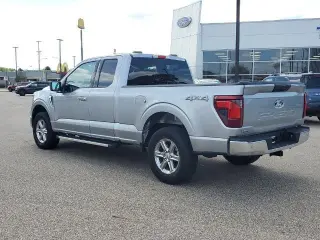 Ford F-150 2025 4x4 XLT 4 puertas SuperCab caja de 6.5 pies