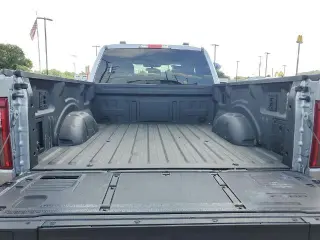 Ford F-150 2025 4x4 XLT 4 puertas SuperCab caja de 6.5 pies