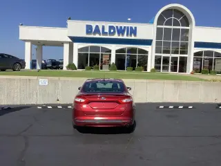 Ford Fusion 2016 SE sedán de 4 puertas