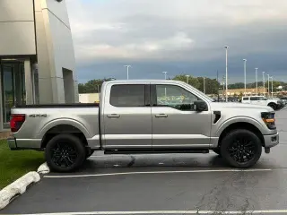 Ford F-150 2024 4x4 XLT 4dr SuperCrew Caja de 5.5 pies