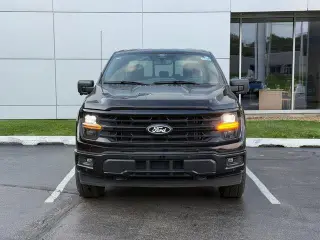 Ford F-150 2024 4x4 XLT 4 puertas SuperCrew caja corta de 5.5 pies