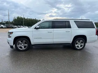 Chevrolet Suburban 2017 4x4 LT SUV de 4 puertas
