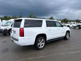 Chevrolet Suburban 2017 4x4 LT SUV de 4 puertas