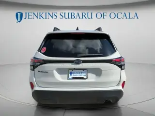 Subaru Forester 2026 AWD Premium Crossover de 4 puertas