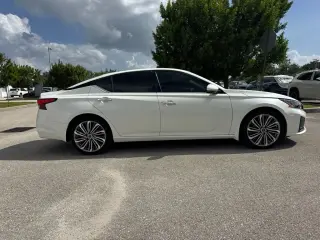 Nissan Altima 2024 Sedán de 4 puertas 2.5 SL