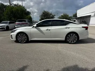 Nissan Altima 2024 Sedán de 4 puertas 2.5 SL