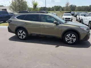 Subaru Outback 2020 AWD Limited 4dr Crossover