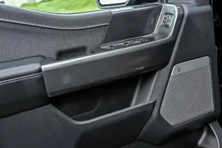 Ford F-150 2023 4x4 Lariat 4 puertas SuperCrew caja corta de 5.5 pies