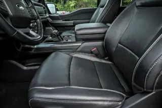 Ford F-150 2023 4x4 Lariat 4 puertas SuperCrew caja corta de 5.5 pies