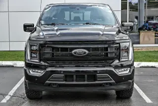 Ford F-150 2023 4x4 Lariat 4 puertas SuperCrew caja corta de 5.5 pies
