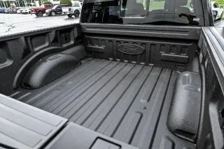 Ford F-150 2023 4x4 Lariat 4 puertas SuperCrew caja corta de 5.5 pies
