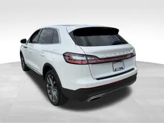 Lincoln Nautilus 2022 AWD Reserve 4dr SUV