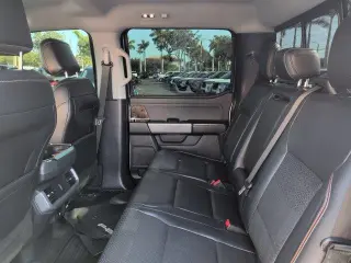 Ford F-150 2022 4x4 Lariat 4 puertas SuperCrew caja corta de 5.5 pies