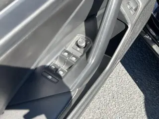 Volkswagen Jetta 2022 SE Sedán de 4 puertas
