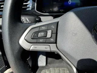 Volkswagen Jetta 2025 Sedán de 4 puertas