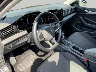Volkswagen Jetta 2025 Sedán de 4 puertas