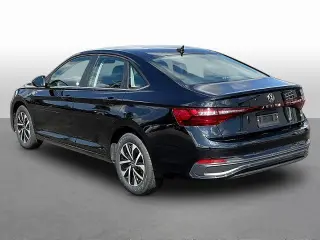 Volkswagen Jetta 2025 Sedán de 4 puertas