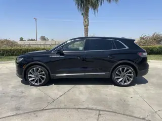 Lincoln Nautilus 2023 Reserve 4dr SUV