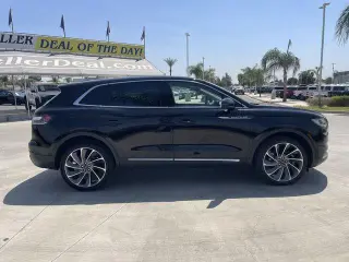 Lincoln Nautilus 2023 Reserve 4dr SUV