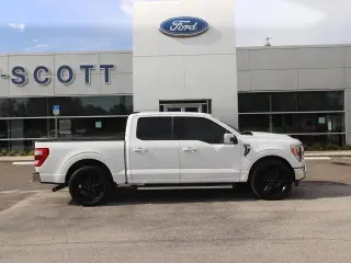 Ford F-150 2022 4x4 XL 4dr SuperCrew 5.5 ft. SB
