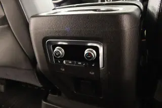 GMC Yukon 2021 4x4 SLT 4dr SUV