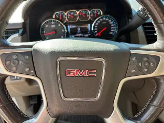 GMC Yukon 2018 4x4 SLT 4dr SUV