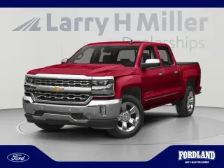 Chevrolet Silverado 1500 2018 4x4 LTZ 4dr Crew Cab con motor de 5.8 pies de largo.