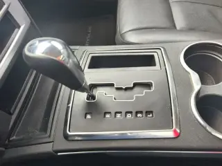 Chrysler 300 2010 Touring 4dr Sedan