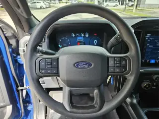 Ford F-150 2024 4x2 STX 4dr SuperCrew 5.5 ft. SB