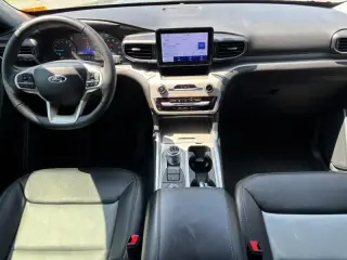 Ford Explorer 2024 AWD XLT 4dr SUV