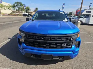 Chevrolet Silverado 1500 2025 4x2 Custom 4dr Crew Cab 5.8 ft. SB